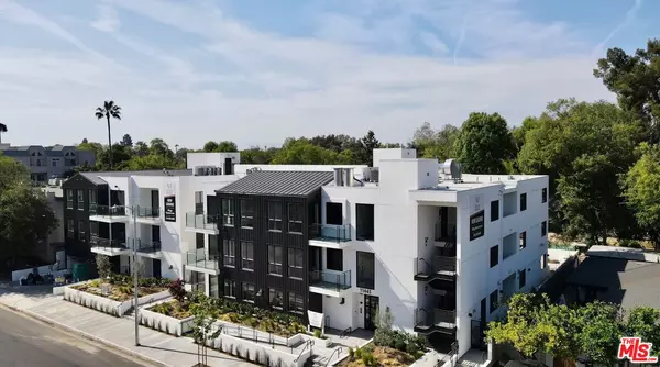 11445 RIVERSIDE DR #101, North Hollywood, CA 91602