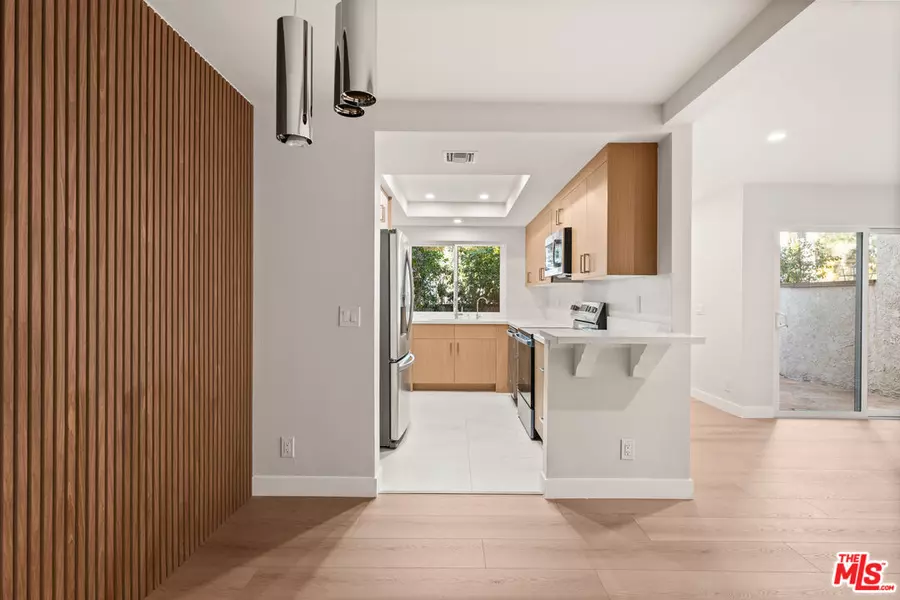 21500 Califa St #185, Woodland Hills, CA 91367