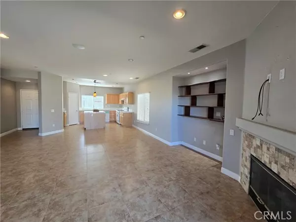 Palm Springs, CA 92262,736 Summit DR