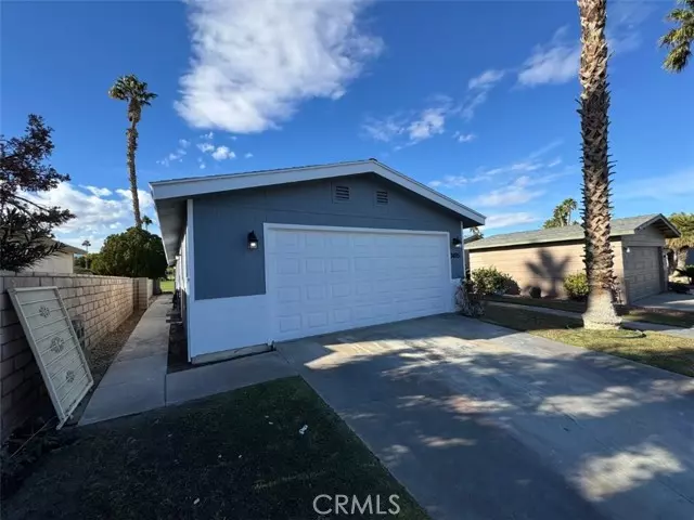 34951 Surrey WAY, Thousand Palms, CA 92276