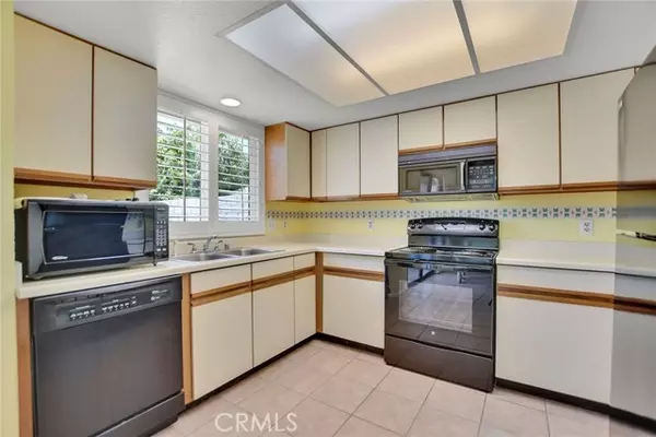 Cathedral City, CA 92234,31121 Avenida Ximino