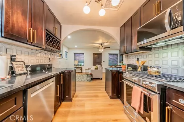 Cathedral City, CA 92234,68613 E St