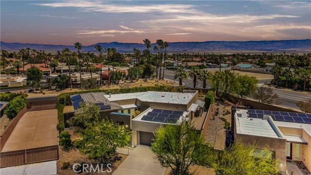 1702 Sienna CT, Palm Springs, CA 92262