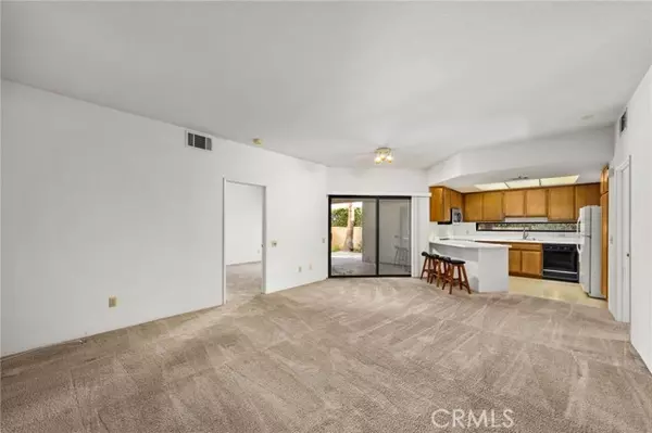 Palm Springs, CA 92262,255 S Avenida Caballeros #106