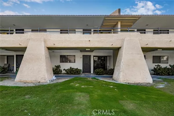 Palm Springs, CA 92262,2801 N Los Felices CIR #D104