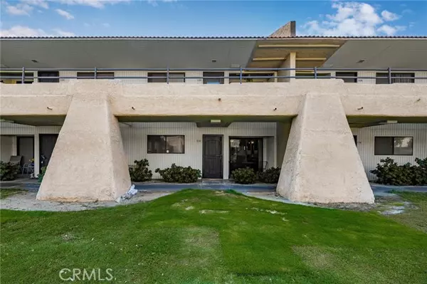 Palm Springs, CA 92262,2801 N Los Felices CIR #D104