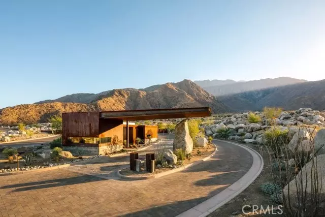 2065 Vista Palizada, Palm Springs, CA 92262