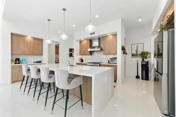 Palm Springs, CA 92262,455 Palladium BLVD