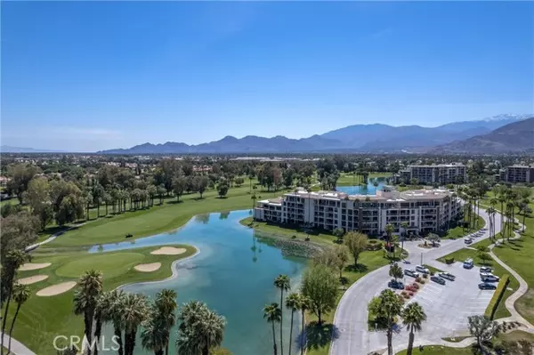 Rancho Mirage, CA 92270,910 Island Drive #112