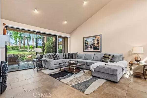 Palm Desert, CA 92260,303 Avenida Del Sol