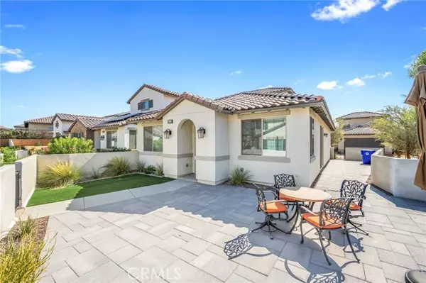 La Quinta, CA 92253,80218 Whisper Rock WAY