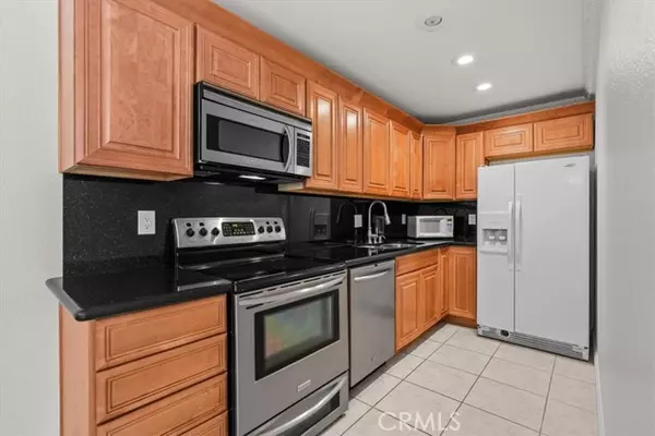 Palm Springs, CA 92262,2801 N Los Felices CIR #209