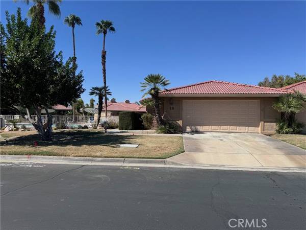 18 Camisa LN, Palm Desert, CA 92260