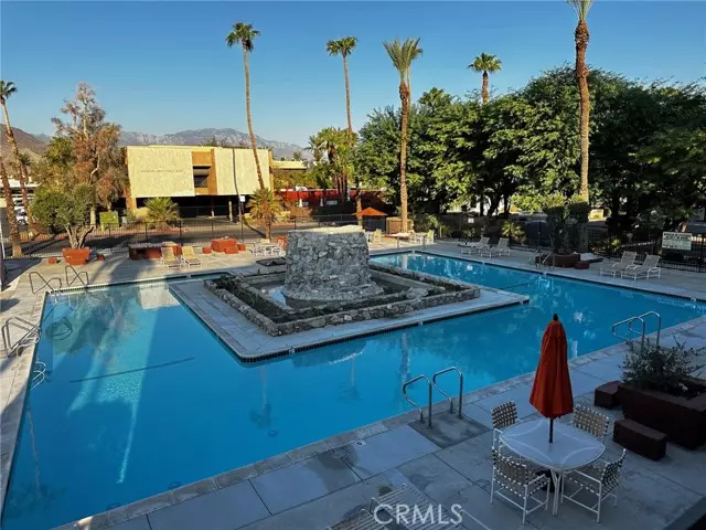 Palm Desert, CA 92260,74380 El Camino #43