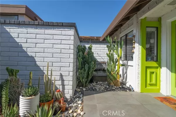 Palm Springs, CA 92264,2545 Miramonte CIR #C