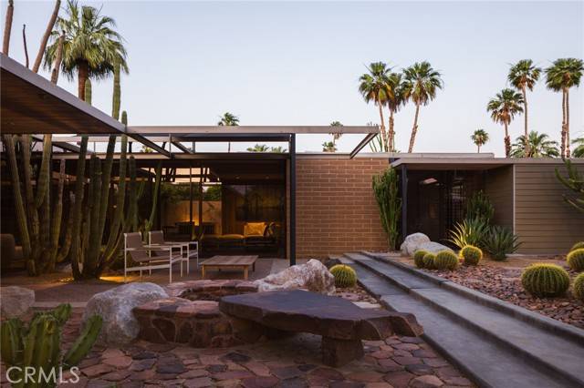 Palm Springs, CA 92262,1950 E Desert Palms DR
