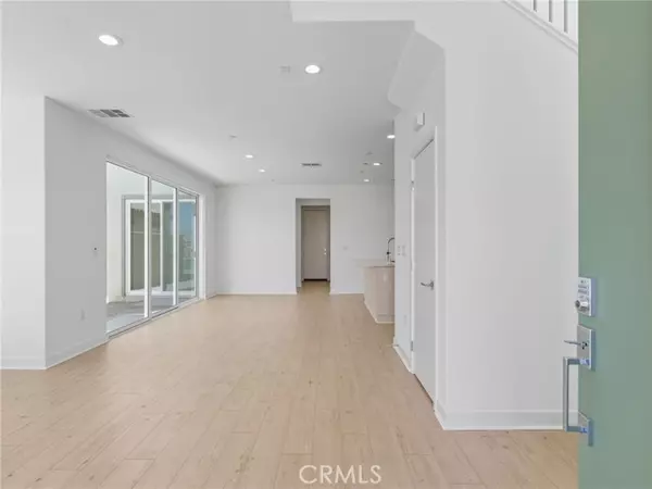 Palm Desert, CA 92211,36330 Warren DR