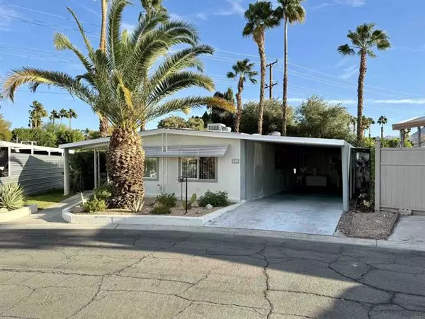 90 Calle De Espacio, Palm Springs, CA 92264