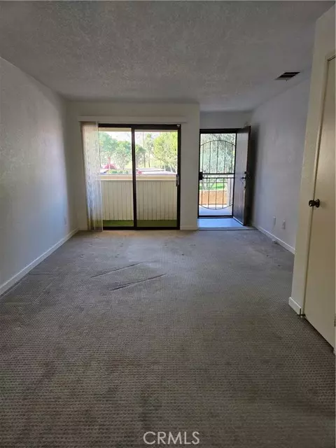 Palm Springs, CA 92262,701 N Los Felices CIR #L202