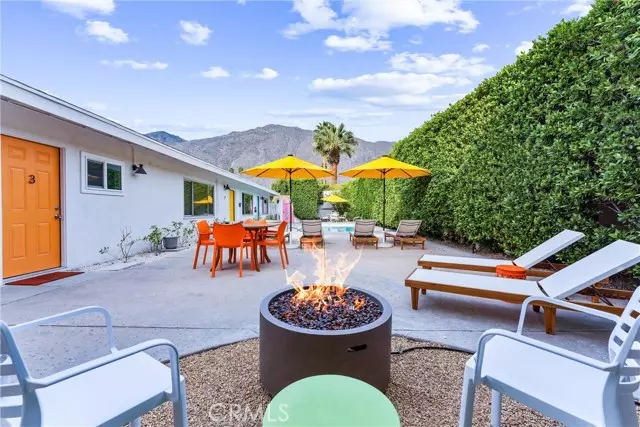 502 S Calle Santa Rosa #2, Palm Springs, CA 92264