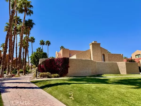 Palm Desert, CA 92260,73433 Foxtail LN