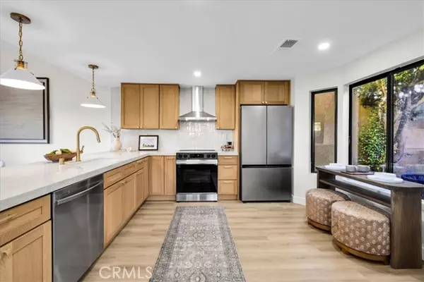 Palm Desert, CA 92260,32 Acapulco