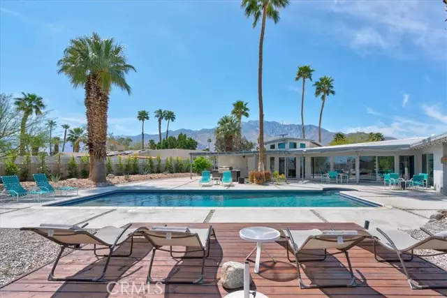 2922 N Farrell DR, Palm Springs, CA 92262