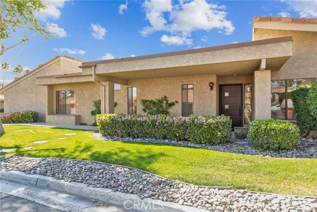 48965 Wildwood LN, Palm Desert, CA 92260