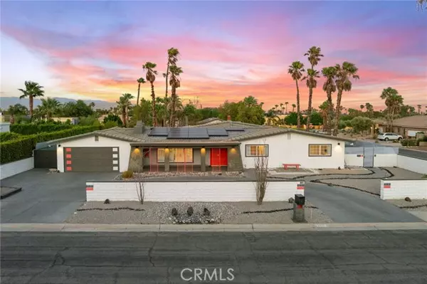 2306 Acacia Rd E, Palm Springs, CA 92262