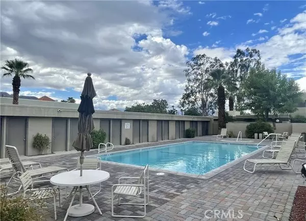 Palm Springs, CA 92262,425 Bradshaw LN #63