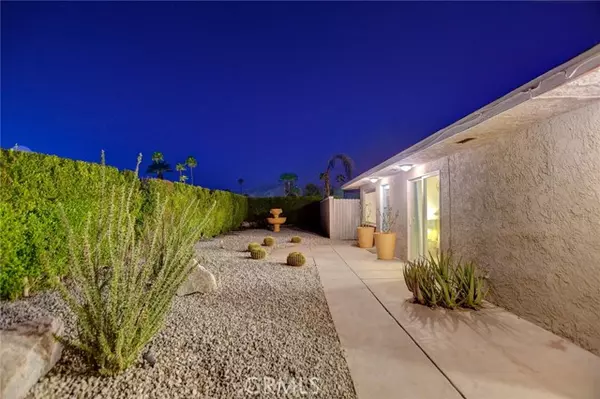 Palm Springs, CA 92264,657 S Mountain View DR