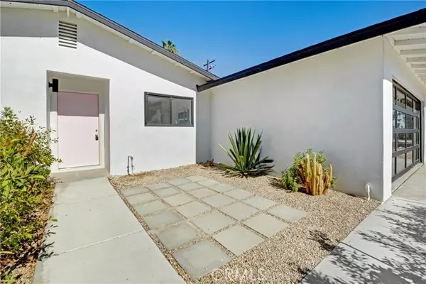 Palm Springs, CA 92262,2188 E Rogers RD