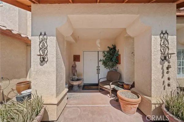 La Quinta, CA 92253,43672 Messina CT