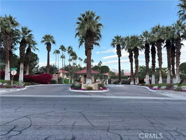 Palm Springs, CA 92262,2810 N Arcadia CT #211