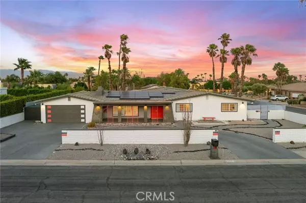 2306 Acacia Rd E, Palm Springs, CA 92262