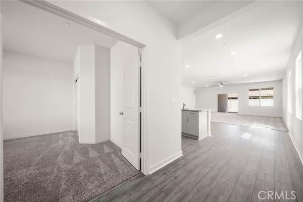 Indio, CA 92220,42490 Isla CT