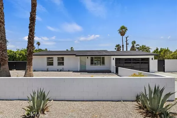 2002 N Whitewater Club DR, Palm Springs, CA 92262