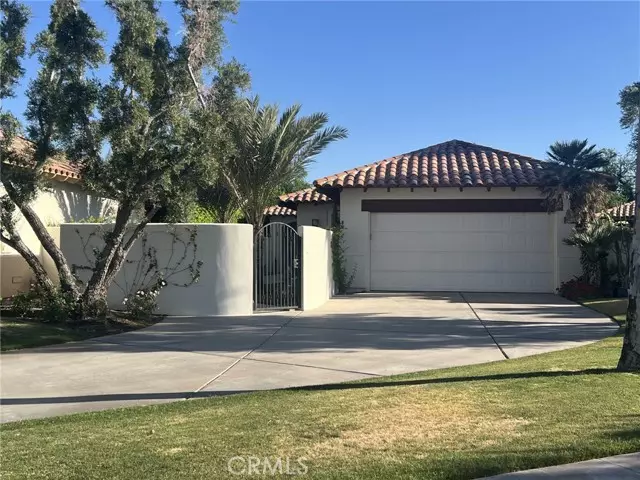 La Quinta, CA 92253,48240 Via Solana