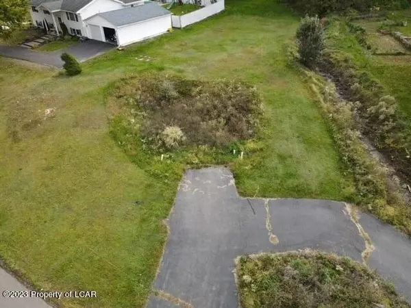 Plains, PA 18705,489 N Main Street