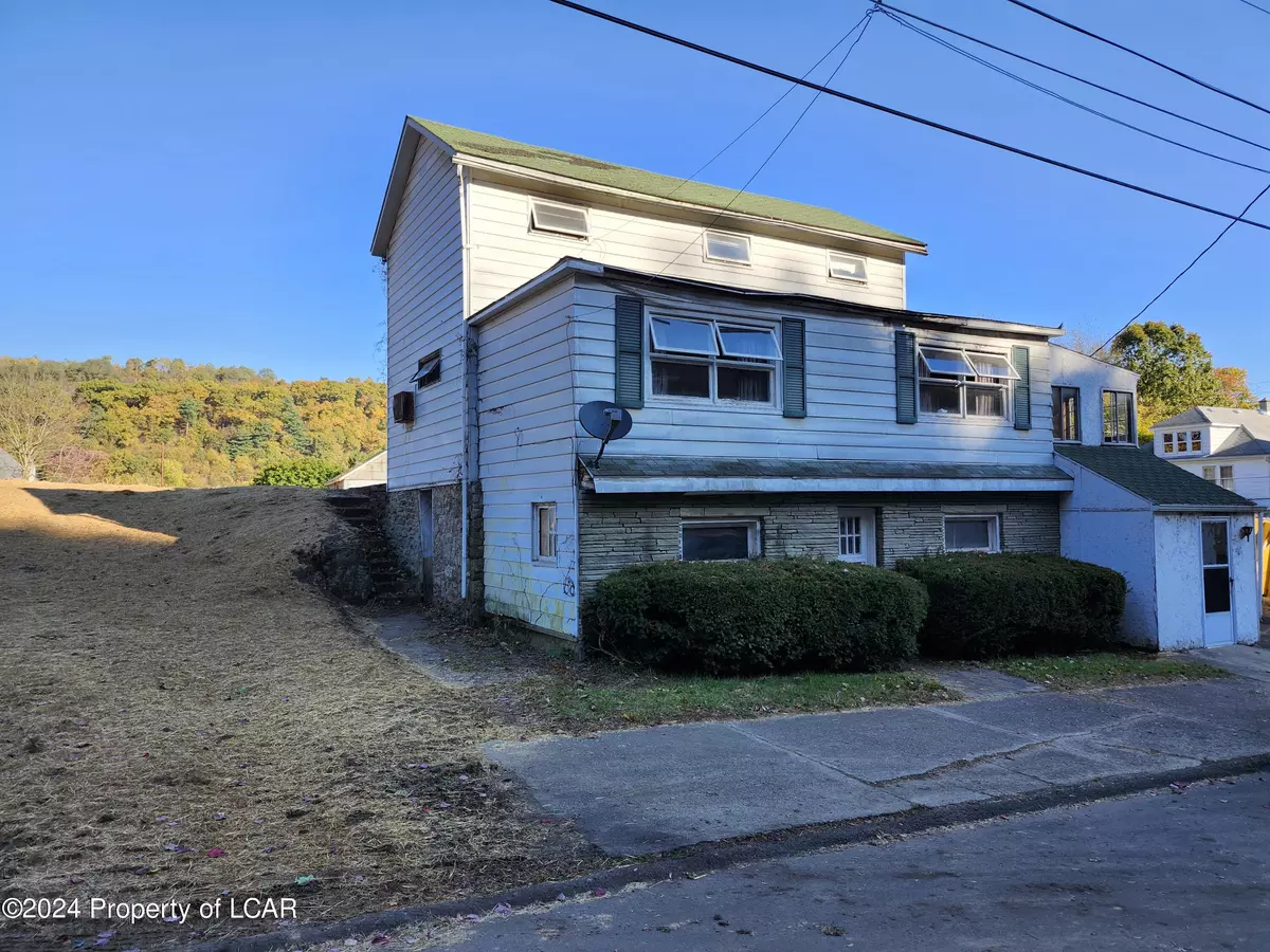 Glen Lyon, PA 18617,46 Newport Street