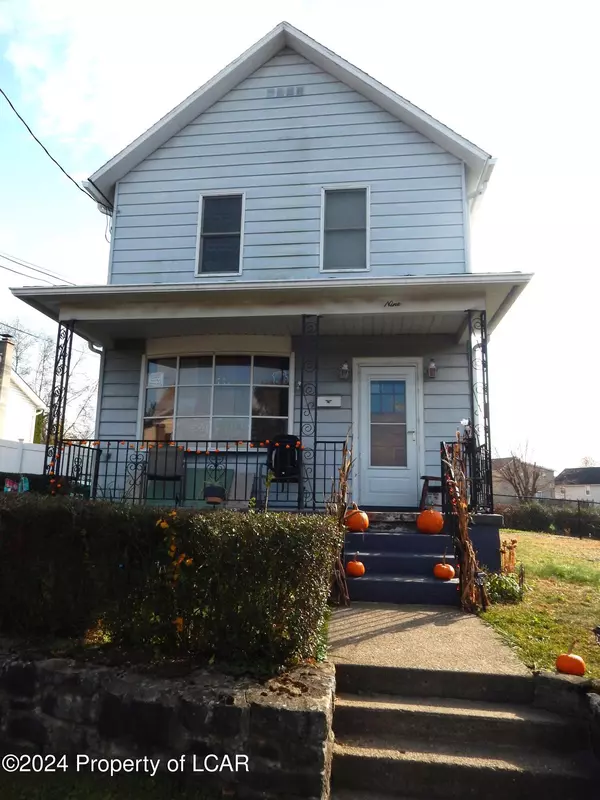 Pittston, PA 18640,9 Friend Street