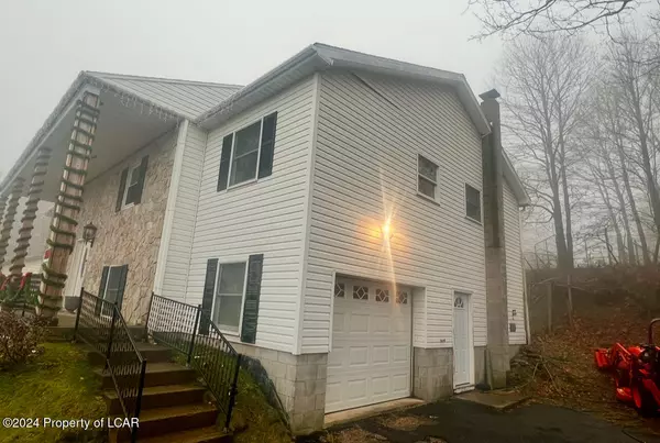 Mcadoo, PA 18237,612 Mountain top Terrace