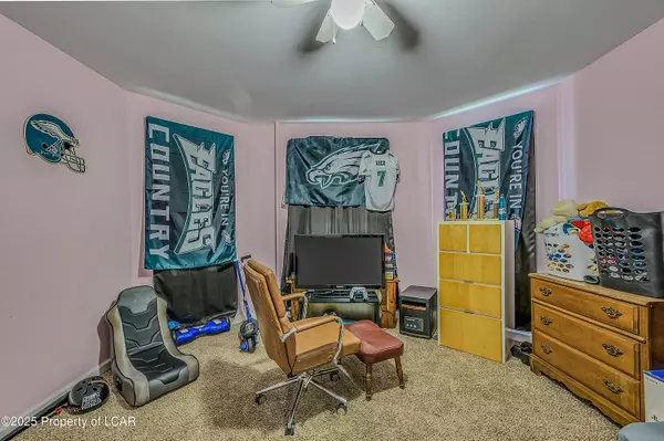 Pittston Twp., PA 18640,25 Poole Street