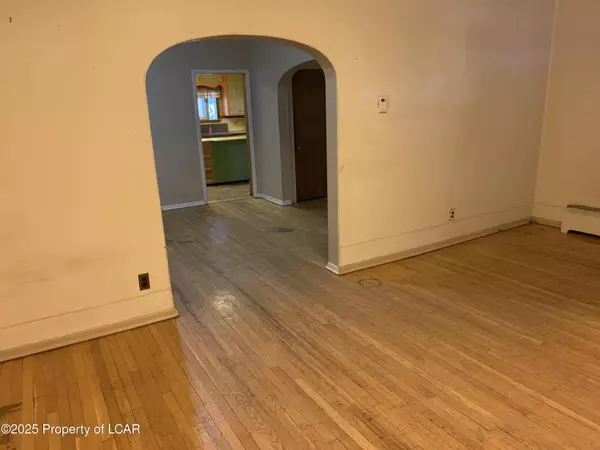 Ashley, PA 18706,88 W Hartford Street