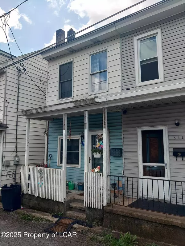 Shenandoah, PA 17976,326 E Arlington Street