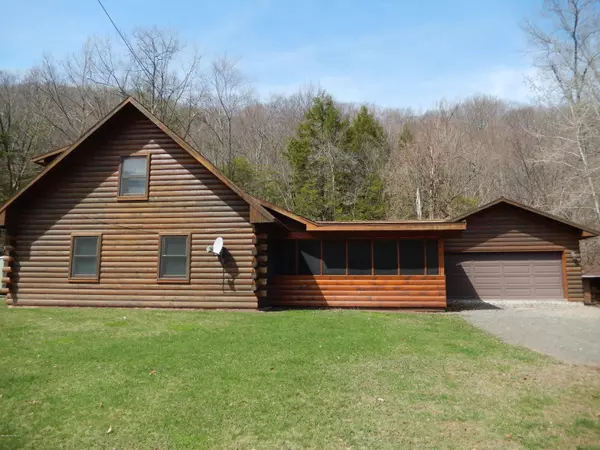 140 APPLE Alley, Benton, PA 17814