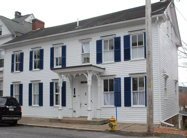 114 W MARKET Street, Danville, PA 17821