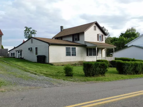 1000 GROVANIA Drive, Bloomsburg, PA 17815