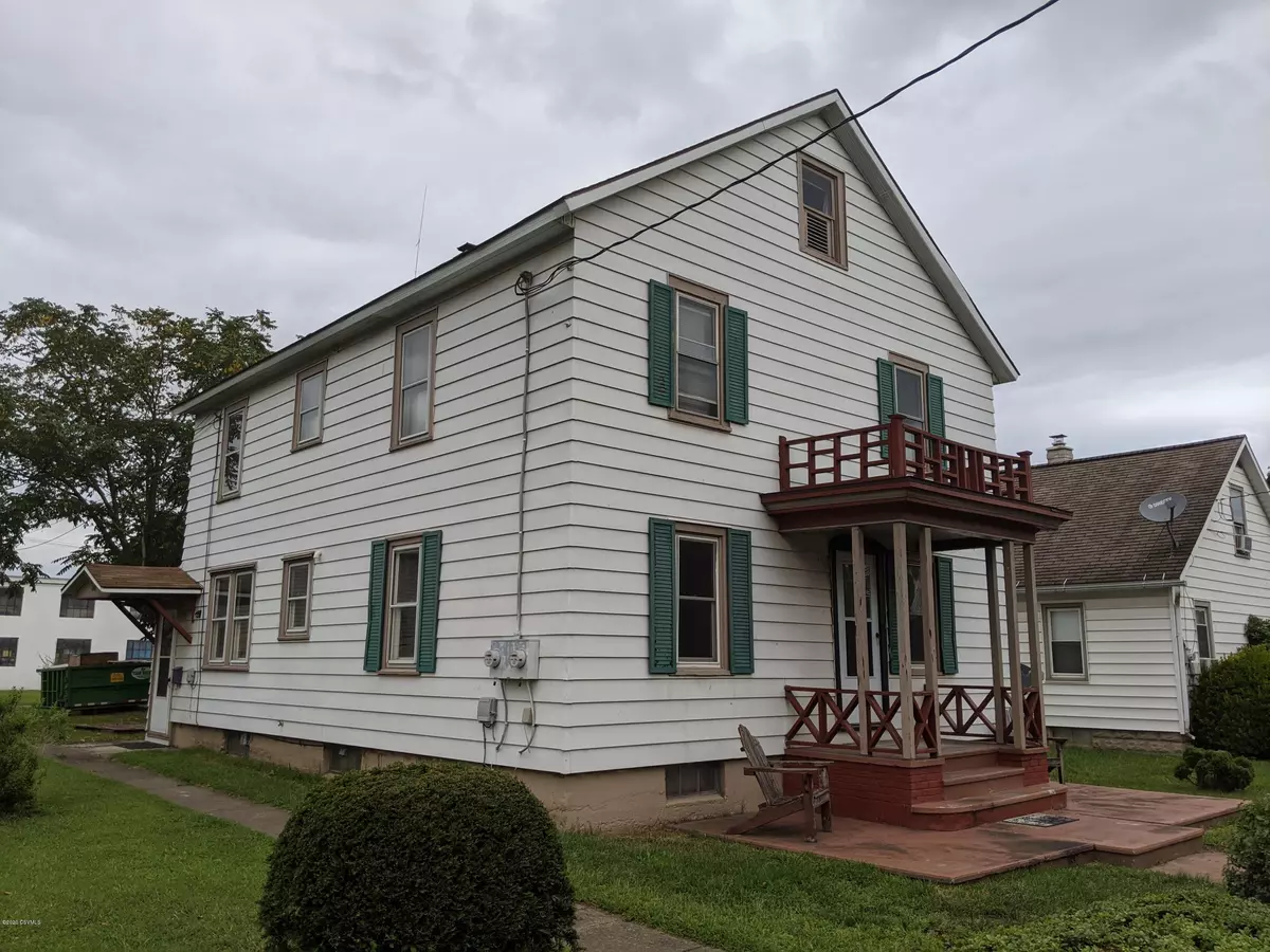 Berwick, PA 18603,1007-1007A SUSQUEHANNA Avenue