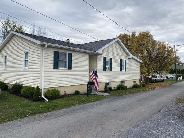 26 REEDY Street, Danville, PA 17821